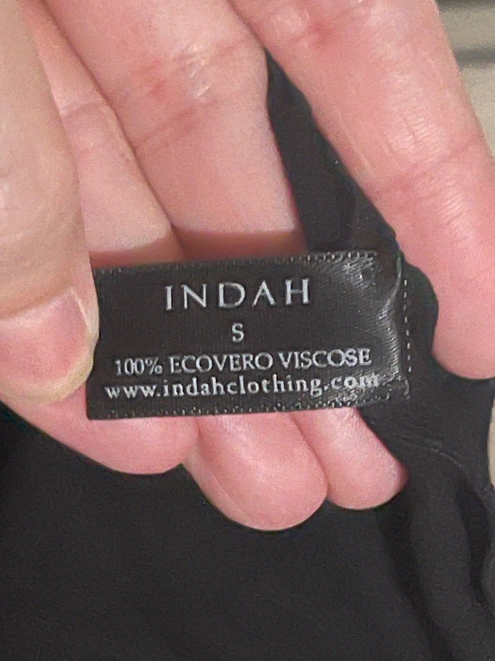 INDAH RAFAELA COWL NECK MINI DRESS
{$160} BLACK HALTER TIE NECK VISCOSE SMALL - Picture 5 of 8